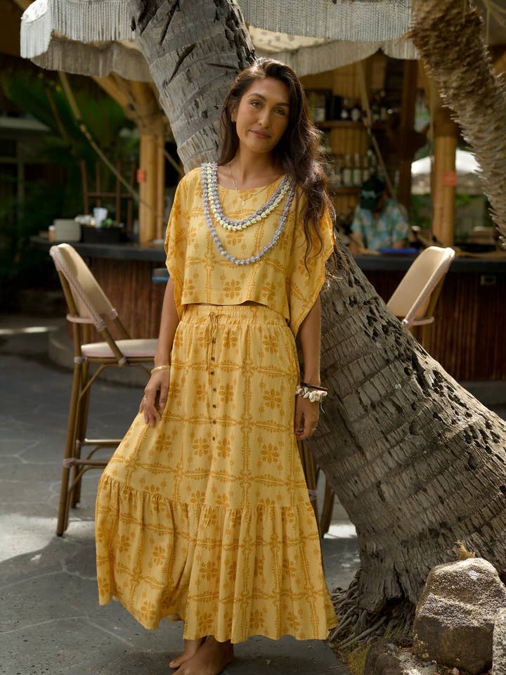 EHA Culture – Großhandel Bluse – Damen – Pua Kenikeni Glow Hina Bluse1