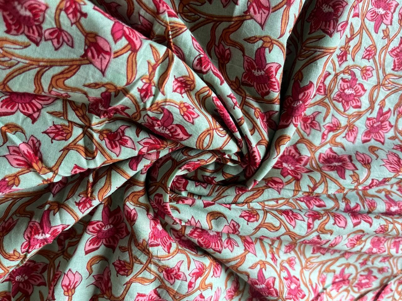 Bhawana Handicrafts - Venta al por mayor Pinturas para tela - Tela pequeña con estampado floral, tela Jaipuri india de algodón3