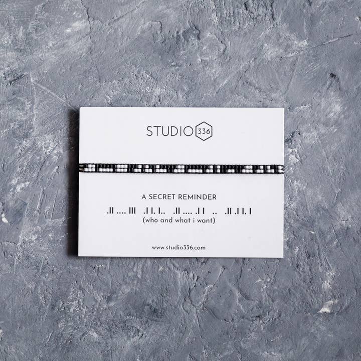 Bracelet de rappel secret qui et quoi je veux pour la vente par Studio 336