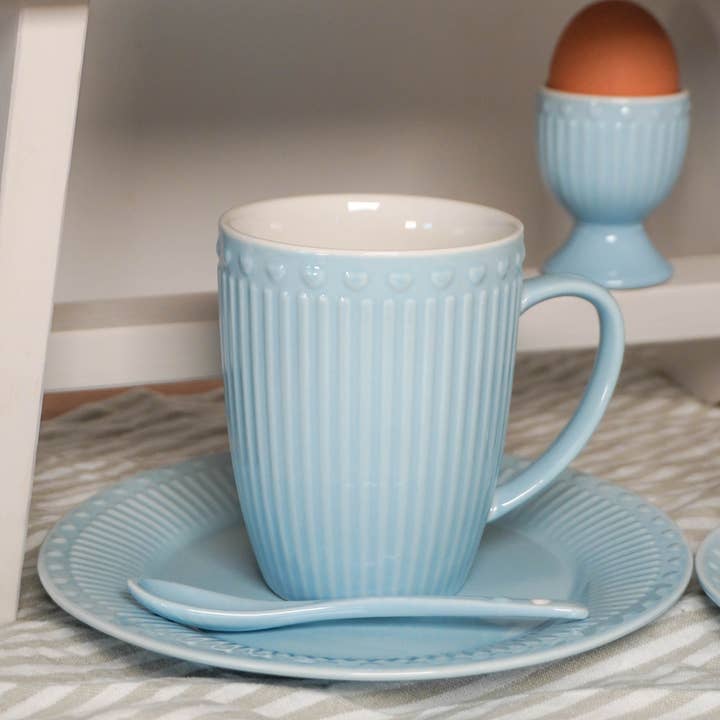 Isabelle Rose - Wholesale Dinner Plate - Porcelain dessert plate LOVE in pastel blue color 19 cm1