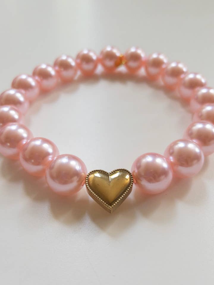 Collier rose nacré pour la vente par GIGI’S USA