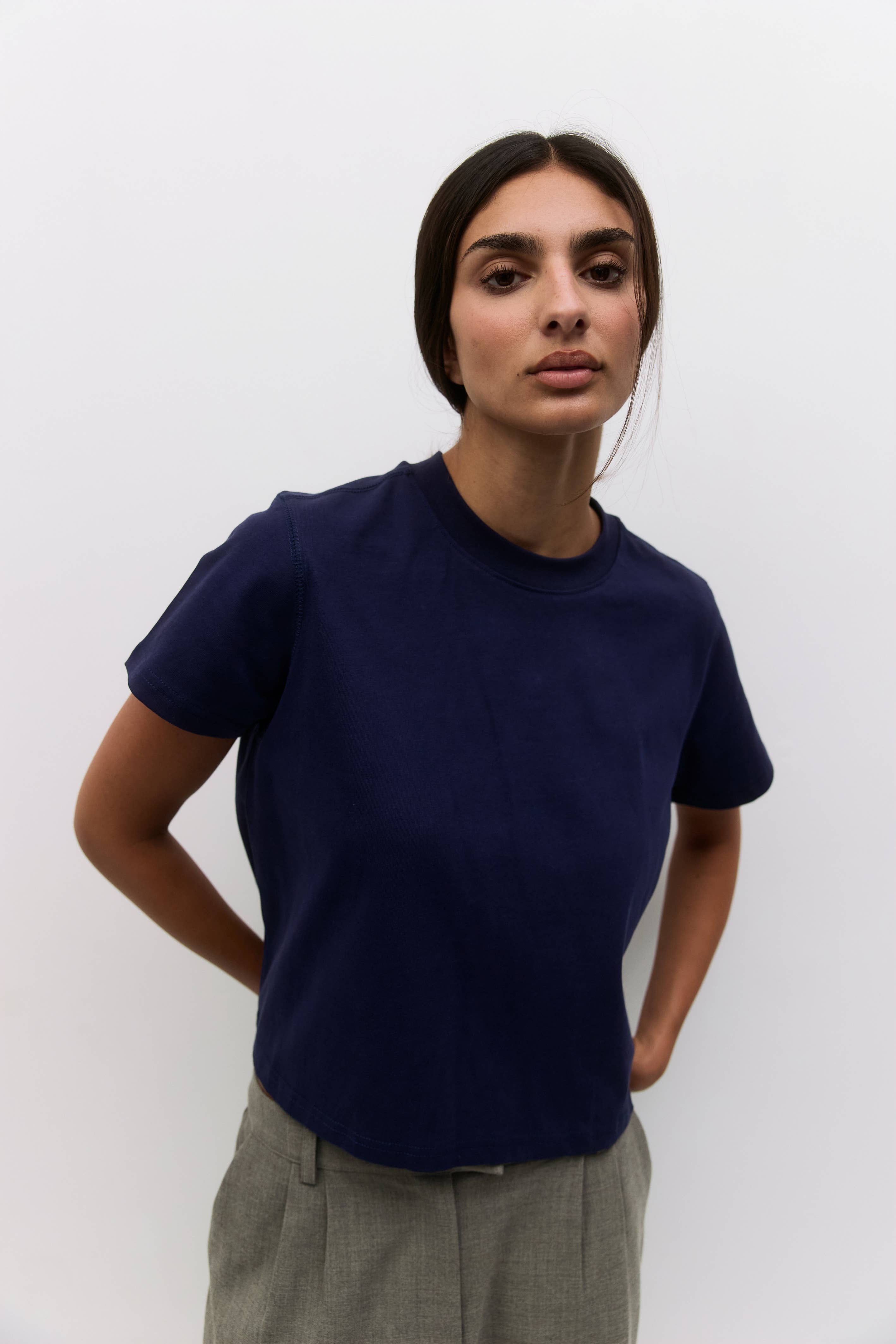 MOD REF - Wholesale T-Shirt - Women's - The Lanie Top | Women's Heavyweight Cotton T-Shirt22