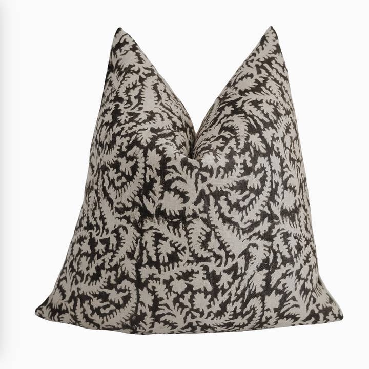 Zwart en bruin bloemen linnen sierkussenhoes designer voor wholesale door RuffledThread