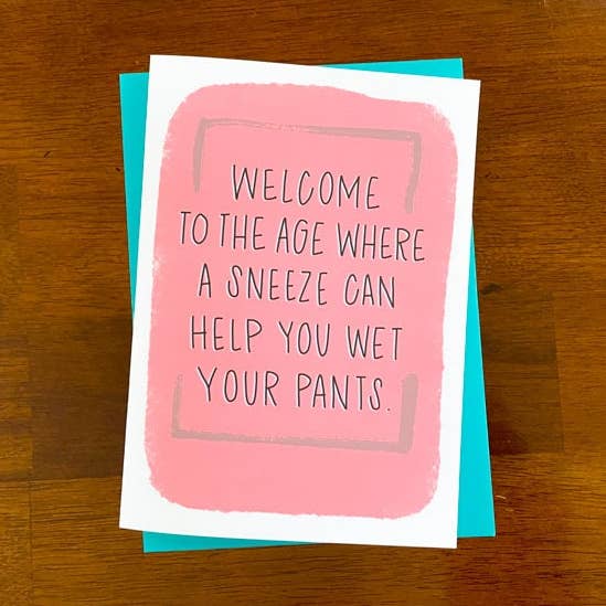 Tarjeta de cumpleaños "Ríete hasta mojarte los pantalones" de StoneDonut Design para venta al por mayor de Stone Donut Design, LLC