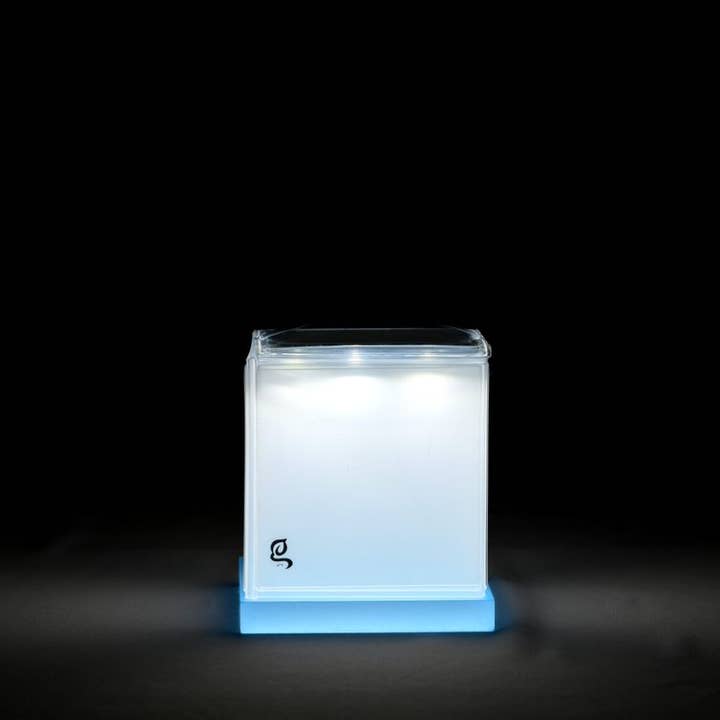 LOOLA Lights - Wholesale Lantern - The Original Genesis Foldable Solar Lantern by LOOLA®6