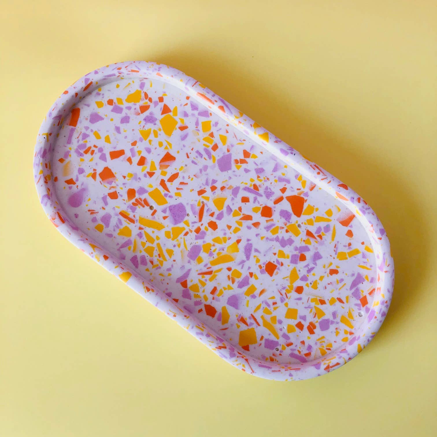 Rosie Glow – wholesale Decorative tray – Oval Terrazzo Tray6