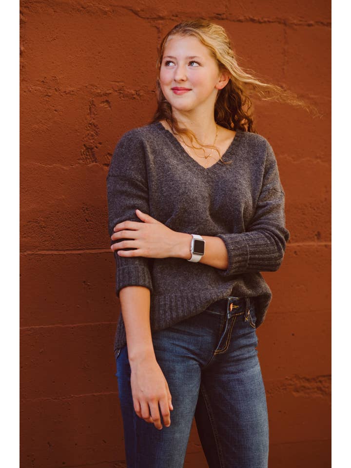 Joyride Supply - Wholesale Knit Sweater - Women's - Cashmere Blend No.4 Boyfriend V-neck2