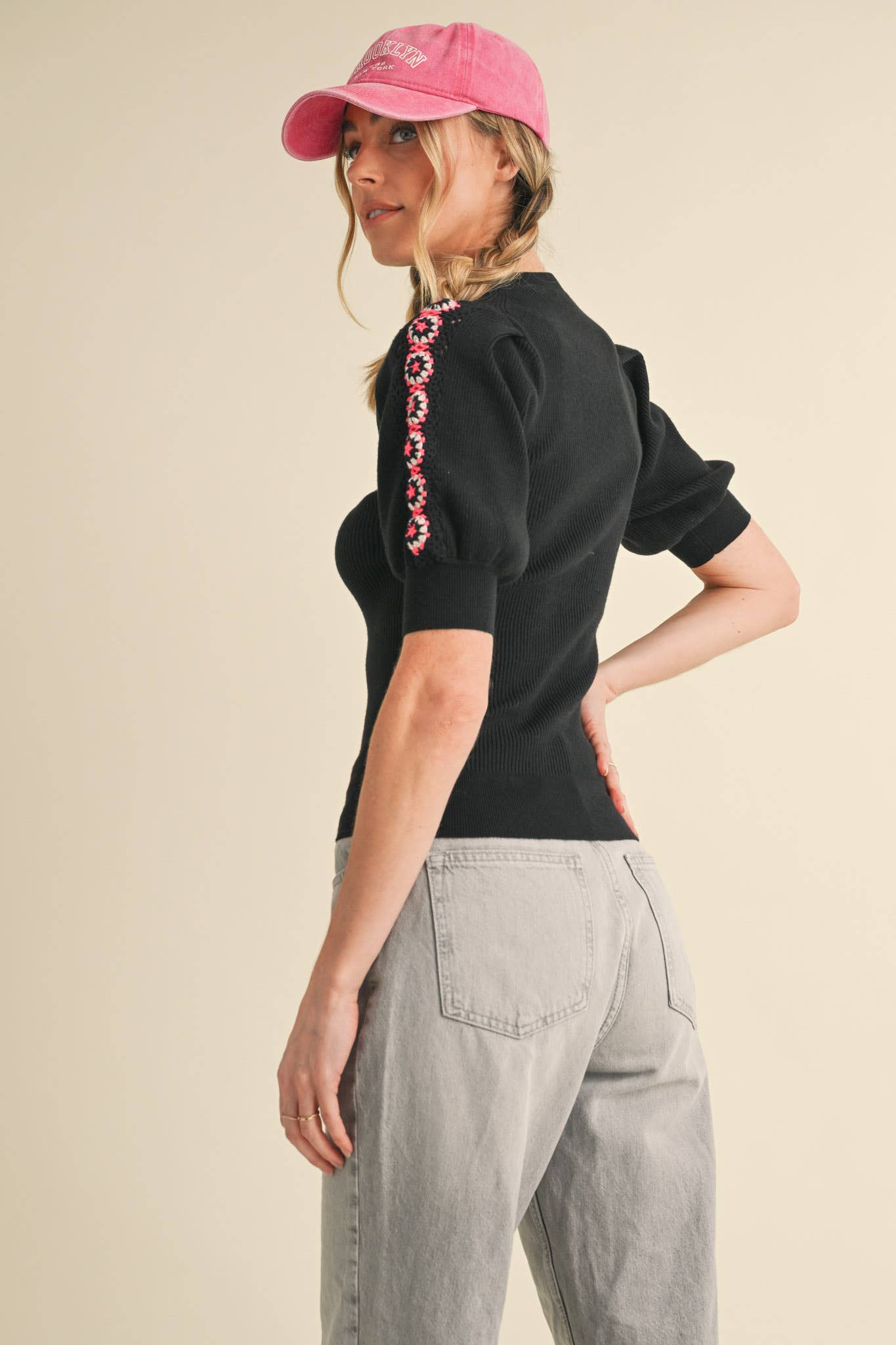 &MERCI - Wholesale Knit Top - Women's - HAND-MADE CROCHET PUFF SLEEVE SWEATER MSW1056726