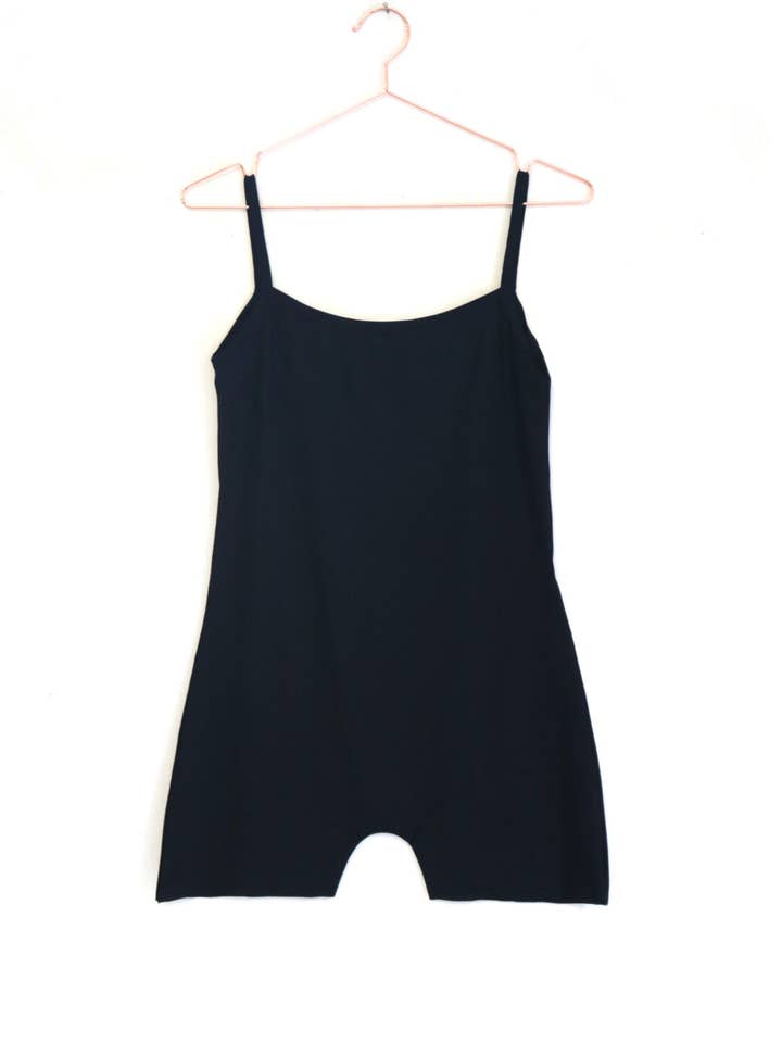 Macacão slim curto por atacado de Aboutalisa