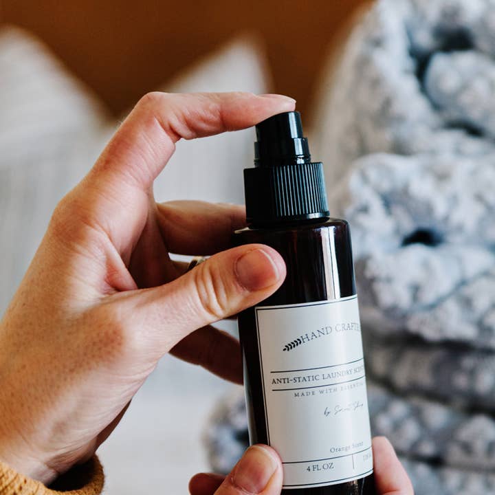 Mama Moon Boutique LLC – wholesale Dryer balls – Smart Sheep Anti-Static Essential Oil Scenting Spray Orange3