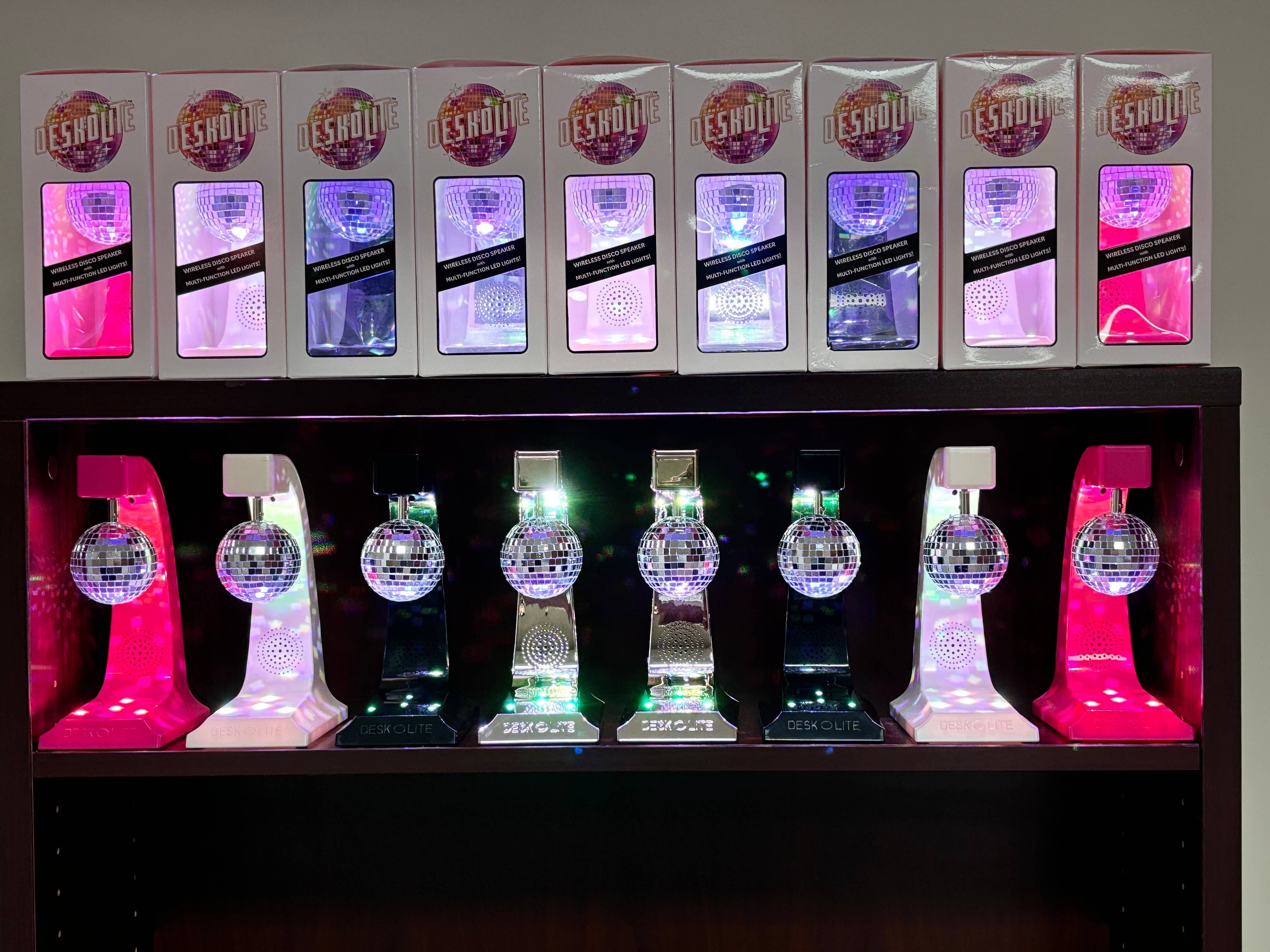 DESKOLITE - Venta al por mayor Luz estroboscópica/de discoteca - Altavoz inalámbrico de discoteca DESKOLITE™ con luces LED y bola de espejo de 6 cm9