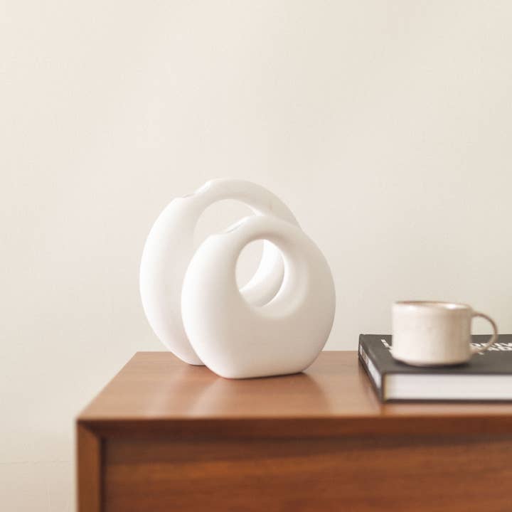 Ondas e Planaltos Lda - Wholesale Decorative Tabletop Object - Tóquio Ceramic Decorative Tabletop Object