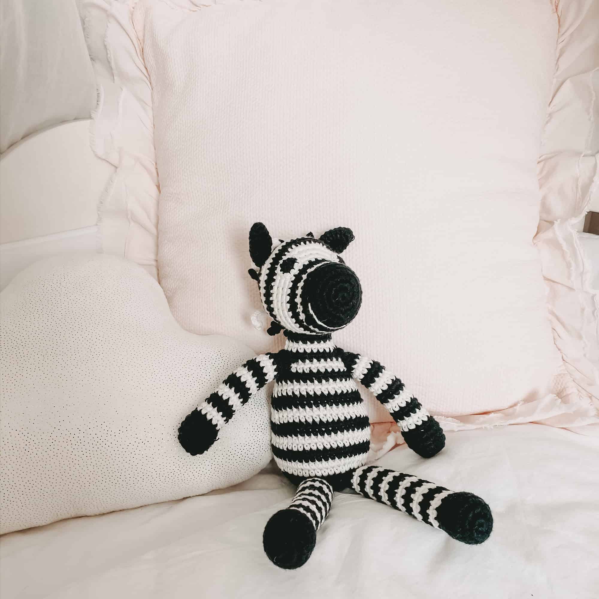 SindiBaba - Wholesale Stuffed/Plush Toy - Kids & Baby - crocheted cuddly toy zebra STRIPEY3