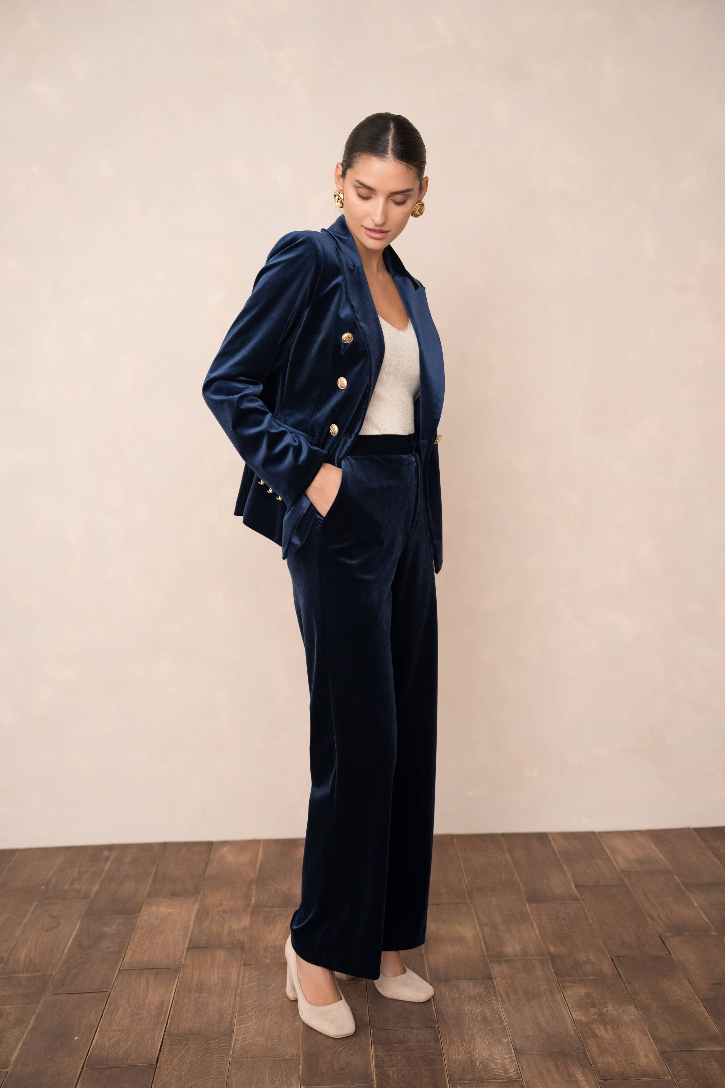 CHOKLATE PARIS - Wholesale Pants - Women's - High-waisted straight-cut velvet trousers - P22281