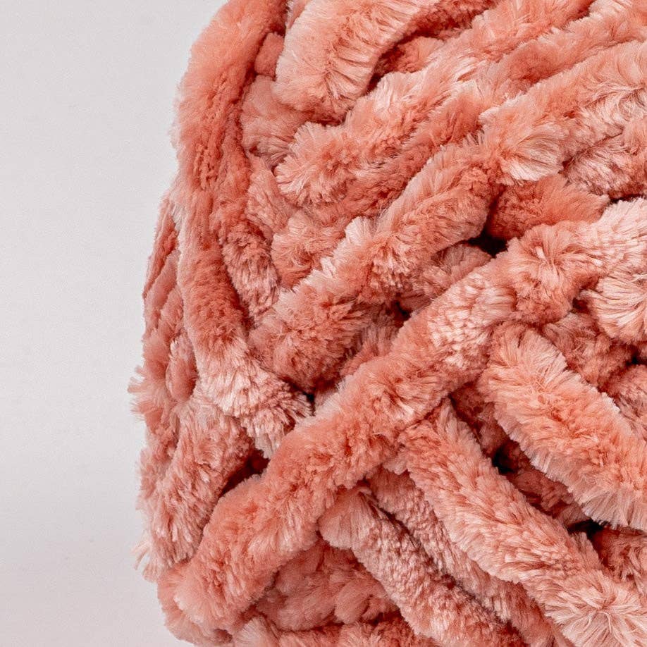 Crafted by Catherine - Wholesale Yarn - Luxe Velvet Yarn | 10.5oz/300g | Super Bulky #6 | Pack of 416