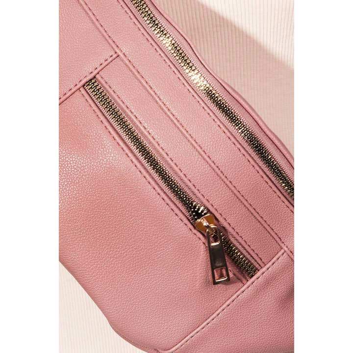 Collections by Fame Accessories – Pochete - Mulher por atacado – Bolsa de Cintura de Pele1