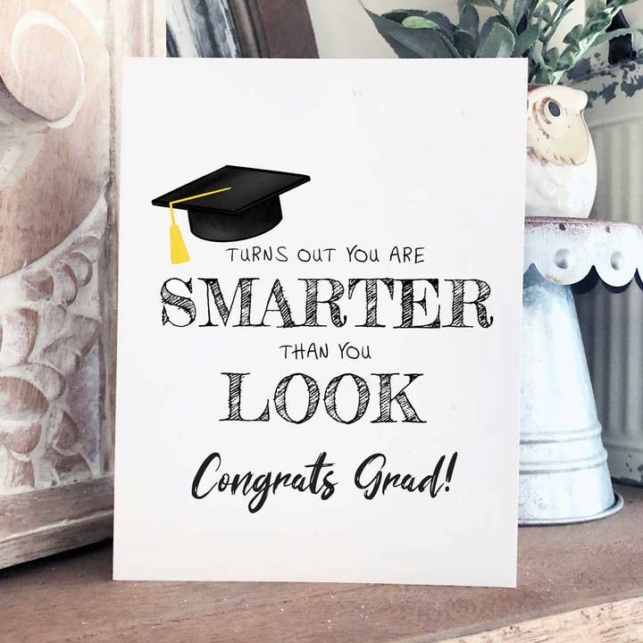 Carte de diplôme Smarter Than You Look pour la vente par Inked Daisy Designs