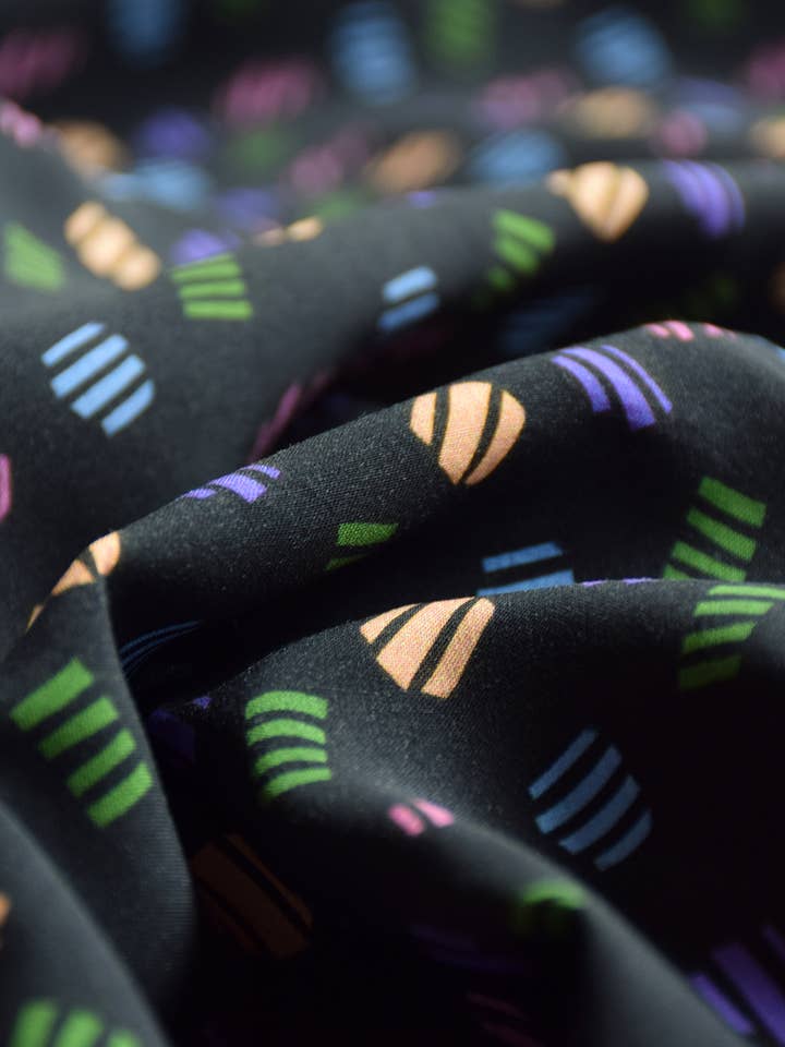 Tejido viscoso - Confeti negro para venta al por mayor de COUSETTE