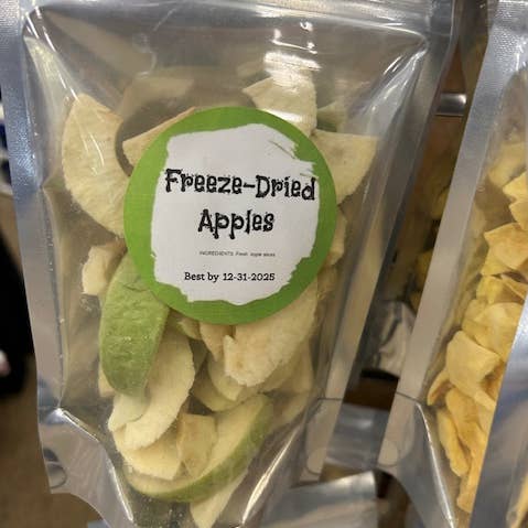 Freeze-Dried Apple Slices – Crunchy, Sweet & Naturally Delic for wholesale by Rodgers jam berries