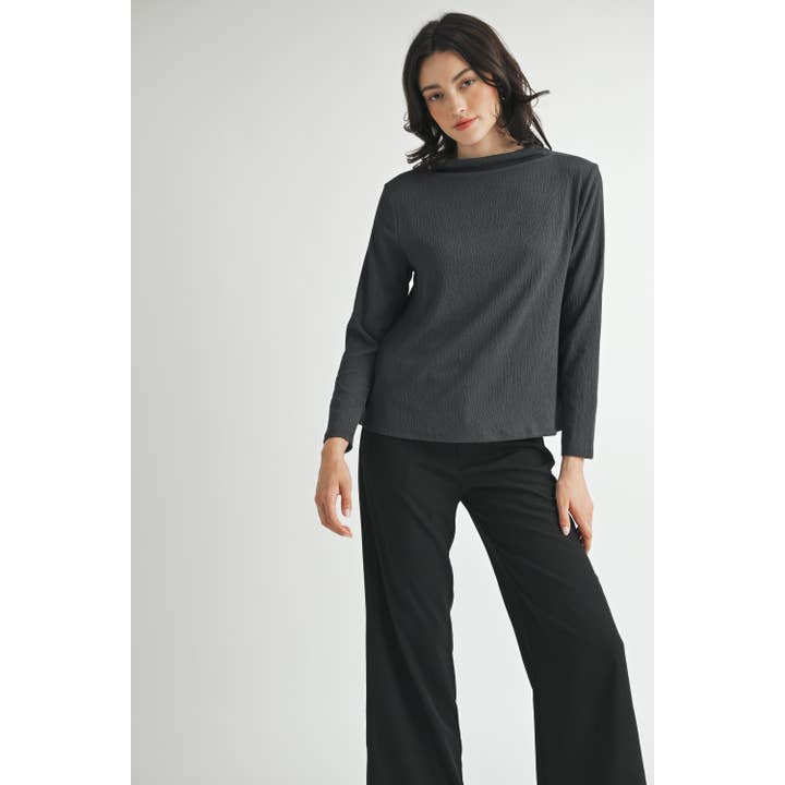 HAUT EN TRICOT TEXTURÉ À MANCHES LONGUES ET COL MONTANT - Conçu à Los Angeles pour la vente par FUN2FUN