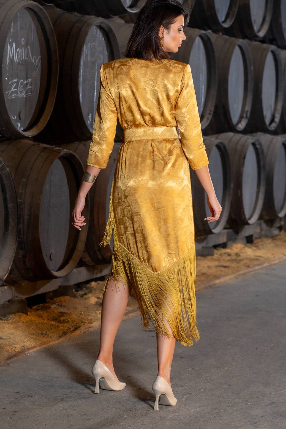 Catavino Mustard Dress Káhyra for wholesale on Faire1