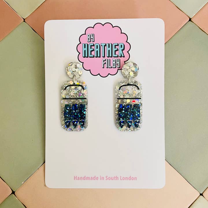 Sardiner Glitter Hartsmycken för wholesale av By Heather Filby