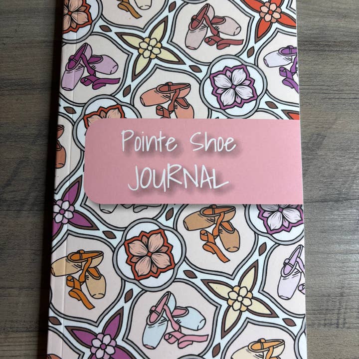 Carnet de chaussons de danse pour la vente par Denali & Co.