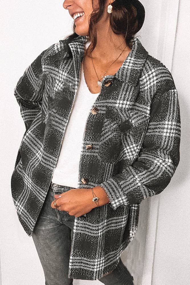 UNISHE - Wholesale Shirt Jacket/Shacket - Women's - XC1359 Plaid Flannel Shacket Jacket Women2