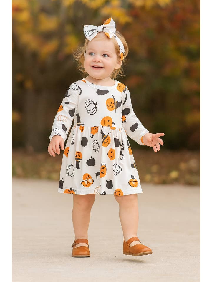 Fennco Styles - Wholesale Dress – Baby - Baby Girl Witch Pumpkin Print Cotton White Dress & Headband4