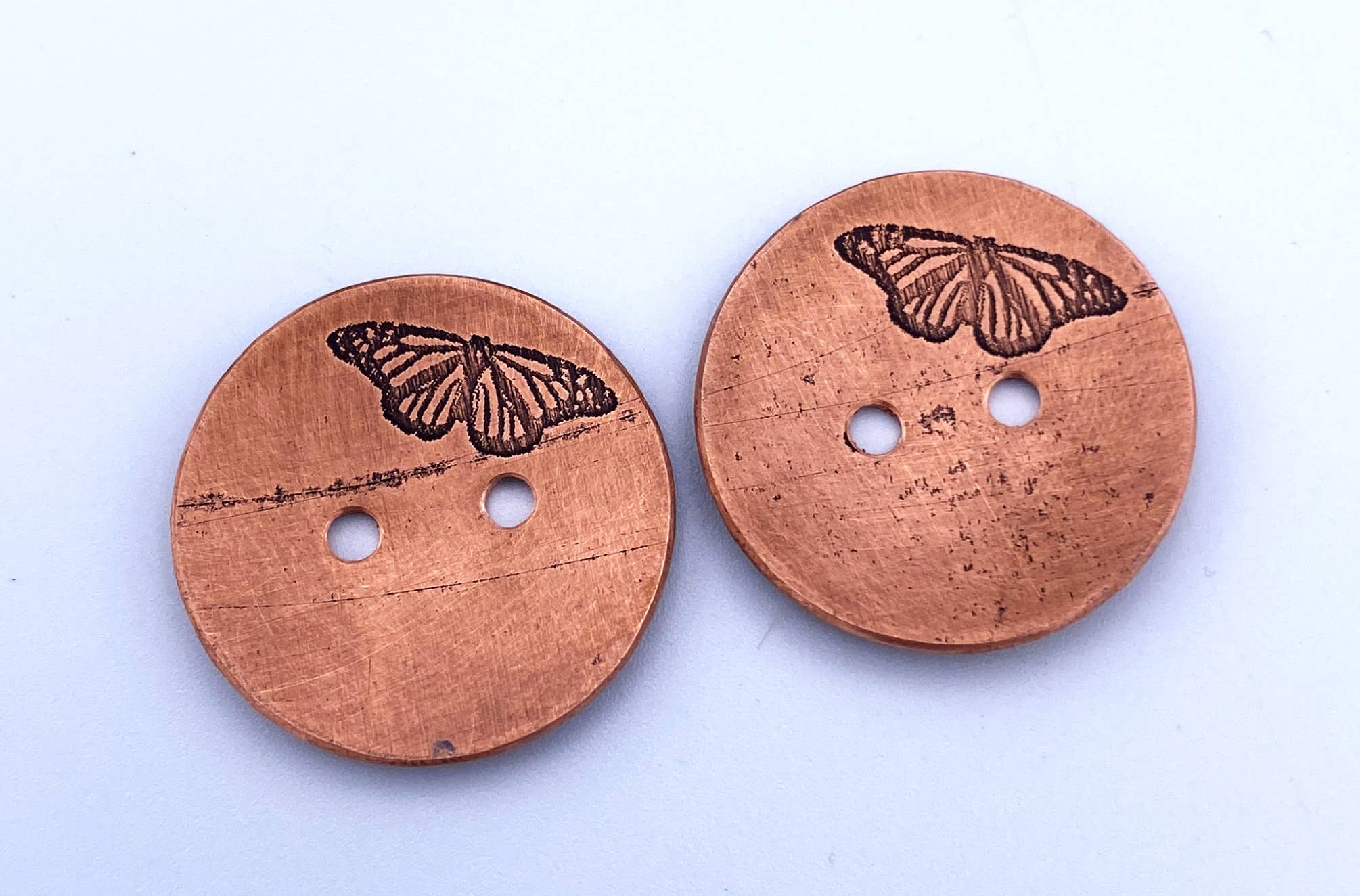 Wandering Dog Metal Art - Wholesale Sewing Button/Snap - Handmade Metal Buttons Etched Bees Butterfly Brass Copper8