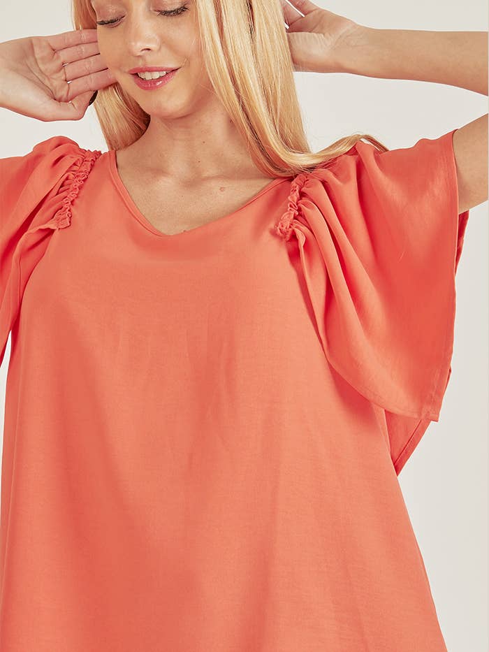 KORALLENROT SPT5209P - PLUS SOLID KURZES OBERTEIL MIT RÜSCHENÄRMELN UND LOCKERER PASSFORM für den Großhandel auf Faire8