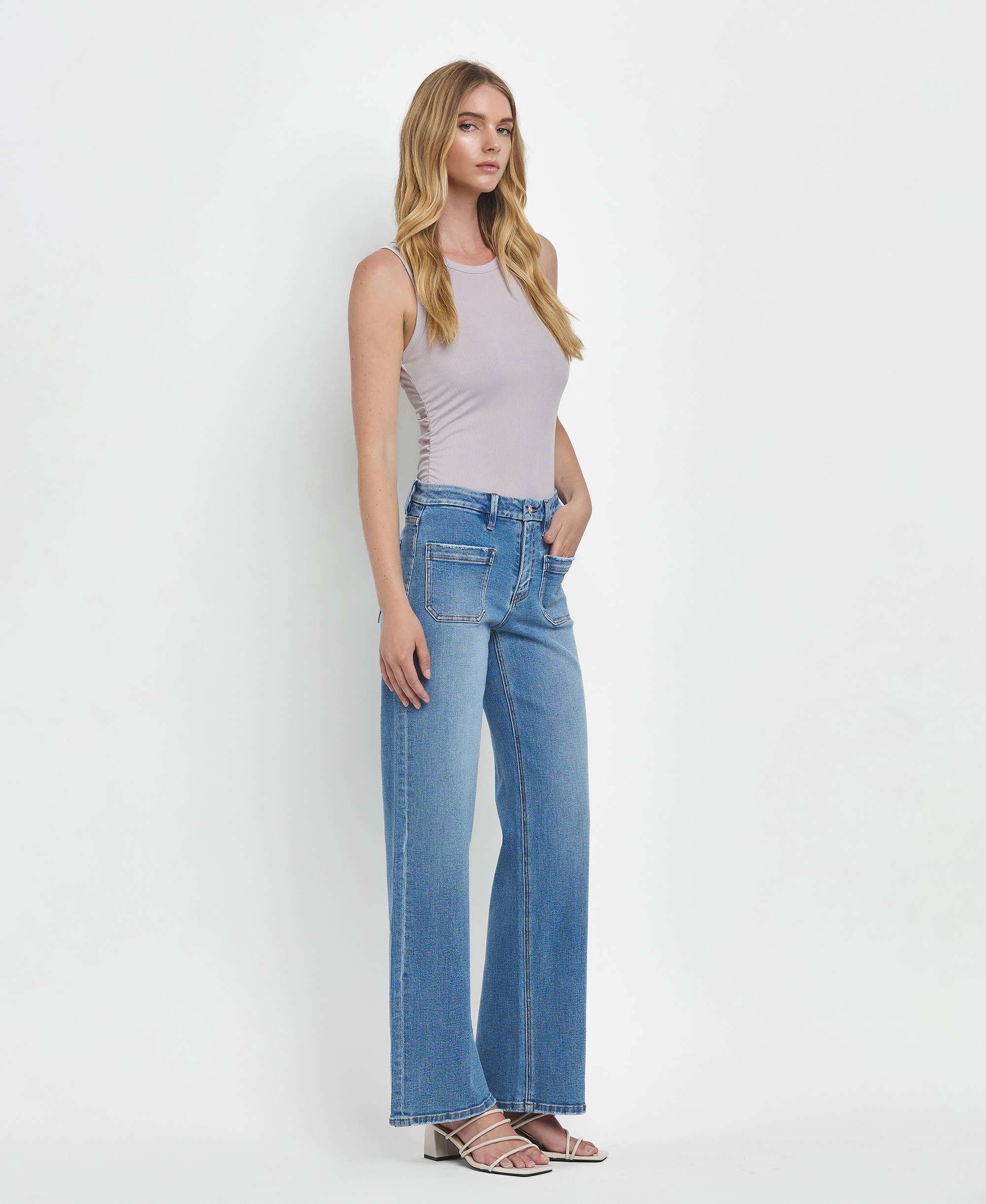 FILANTROPISCH HOGE TAILLE PATCH ZAK WIJDE PIJPEN JEANS LV1479 voor groothandel op Faire5