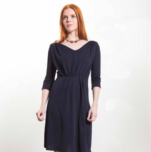 Peignoir LENA bleu marine pour la vente par Phalaenopsis Paris