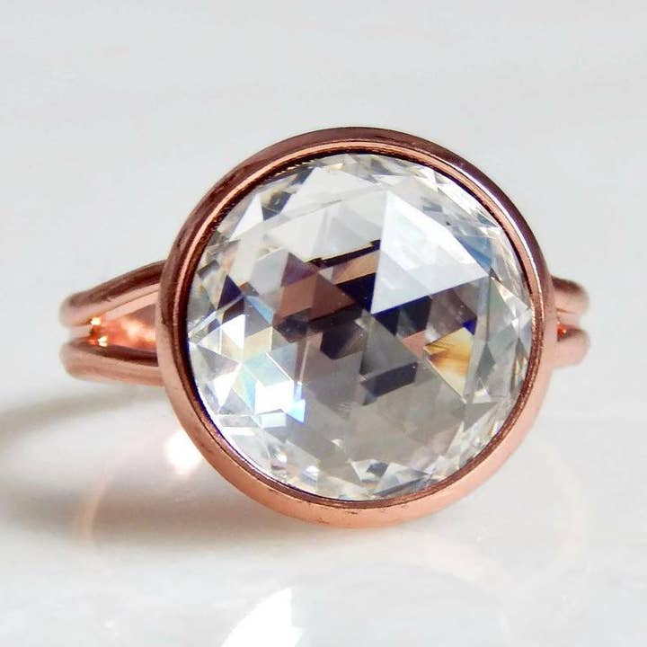 Bague en cristal transparent sur or rose pour la vente par Love Your Bling®