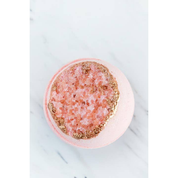 Latika Beauty - Wholesale Bath Bomb/Fizz - Crystal bath bomb 🌸 Wellness gift - Geode - Rose Quartz
