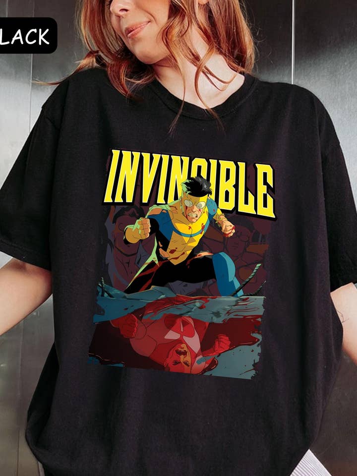 Uovervindelig Tegneserie Grafisk T-shirt, Superhelt Tegneserie Sweater for engroshandel hos SONDO DESIGN LTD