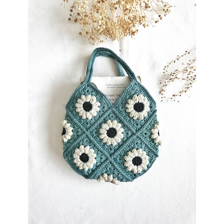 Quince Fables - Wholesale Tote Bag - Women's - Hand-Crochet Daisy Mini Blue Tote Bag🪡2