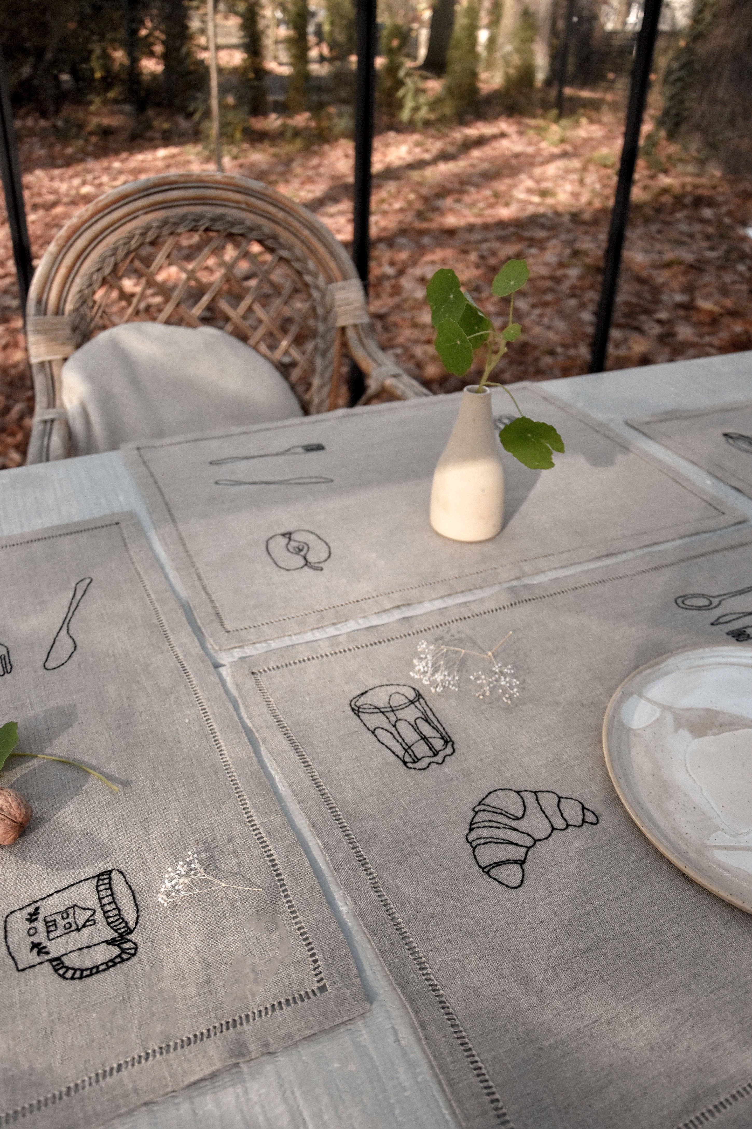 À bientôt - Vente Sets de table - Set de table en lin biologique Petit Dej en noir16