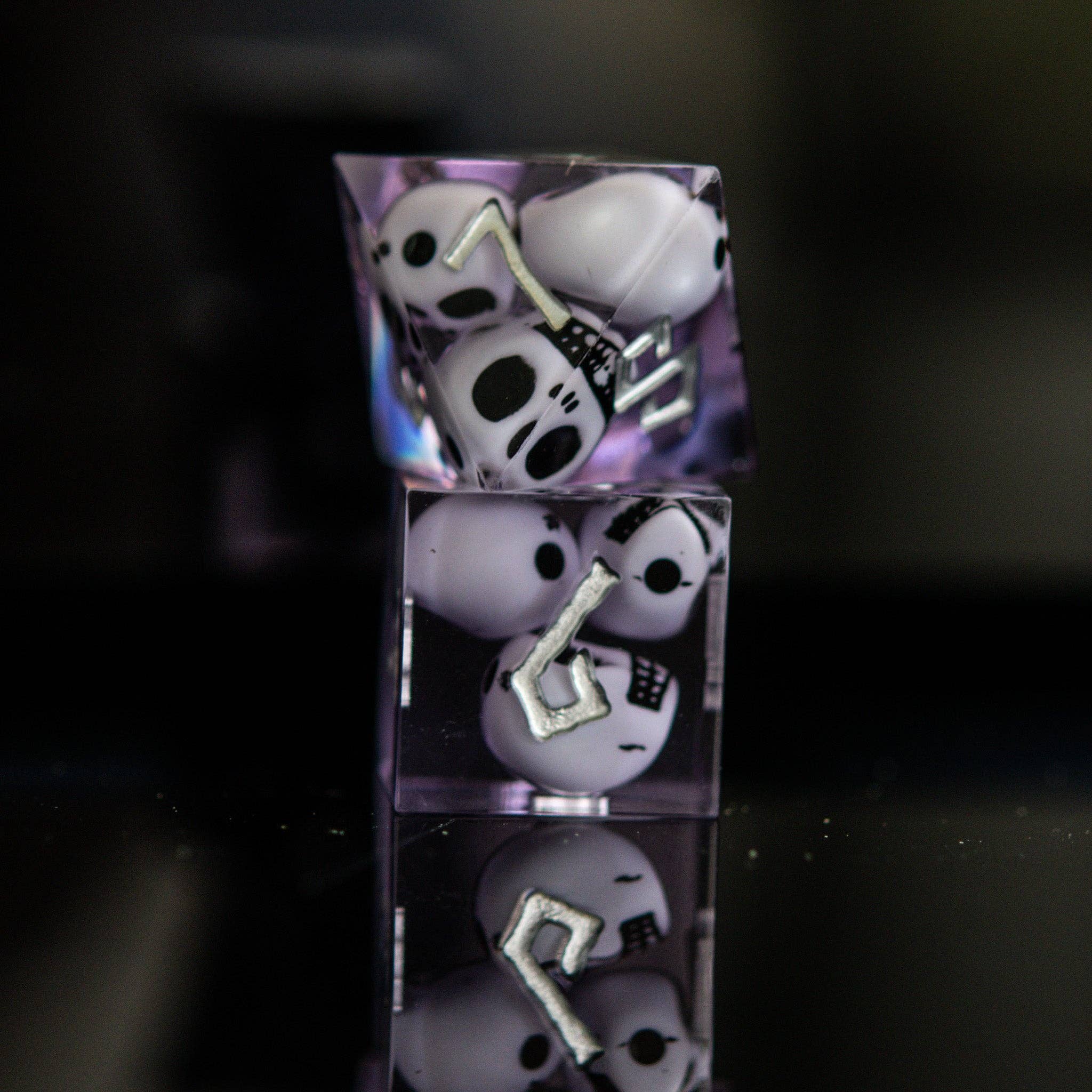 Misty Mountain Gaming - Wholesale Dice - Corpse Lavender Sharp-Edged Resin Dice Set2