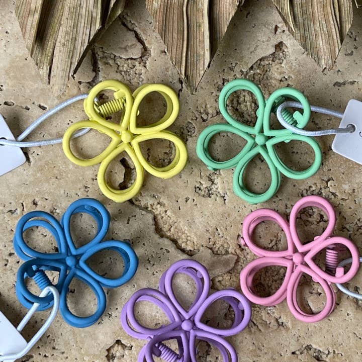 Nakoa The Label - Vendita all'ingrosso Fermaglio per capelli - Donna - Clip a forma di artiglio, motivo: fiore intagliato, viola1