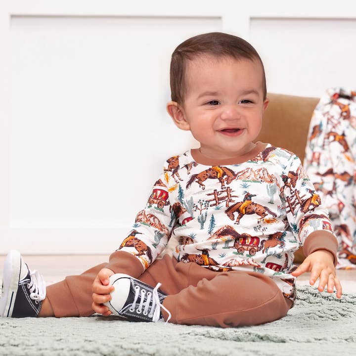 Ensemble Cowboy Bébé Garçon – Esprit Western Bambou & Coton pour la vente par Tesa Babe