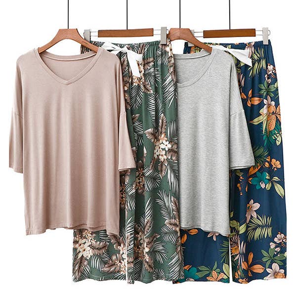 Ensembles de pyjama décontractés avec chemises à manches sept-quarts amples à col en V et pantalons imprimés pour la vente par ShieldChic