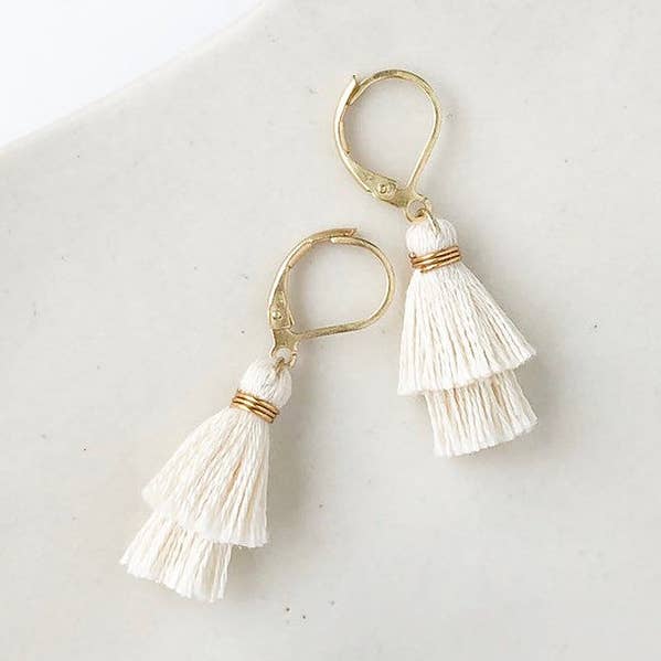 Ashley Tiny Tofsar Örhängen - läcker Minimal skiktad för wholesale av Stil Works Studio