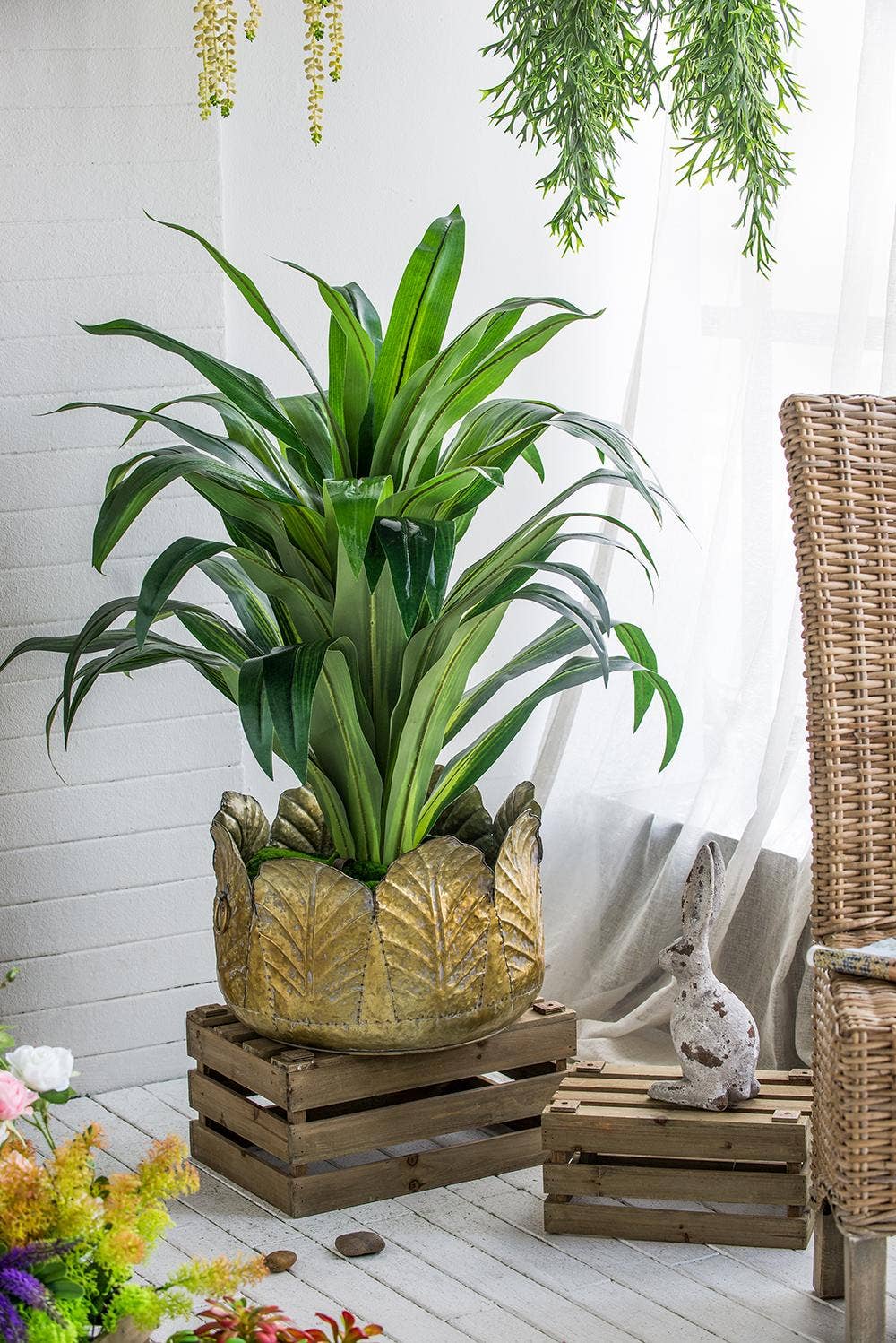 A&B Home Group Inc. - Wholesale Plant Pot - S/3 Gilded Zinc Leaf Bowl Planter Set (3-Piece)5