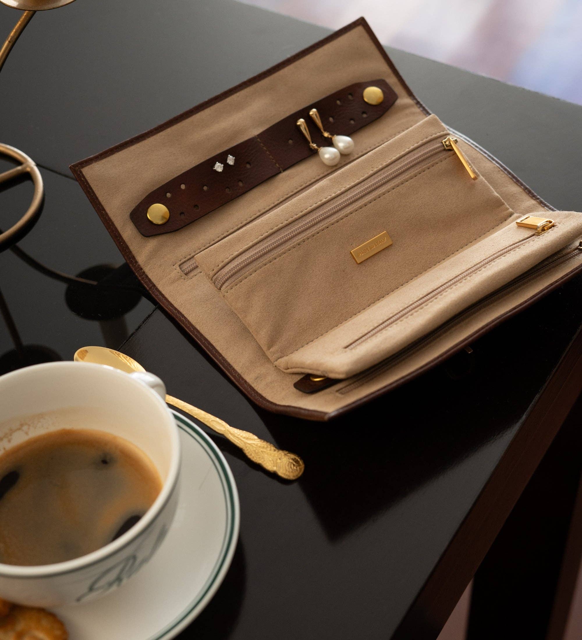 Time Resistance - Venta al por mayor Joyero/organizador de joyas - Estuche de Viaje para Joyas de Cuero para Mujer - Madame Bovary46