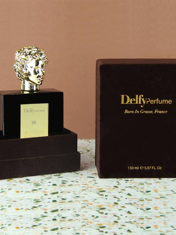 Blossom Harmony Perfume 150ml
for wholesale by DELFY FDR GROUP SOCIEDAD LIMITADA. (Delfy fdr group sl)