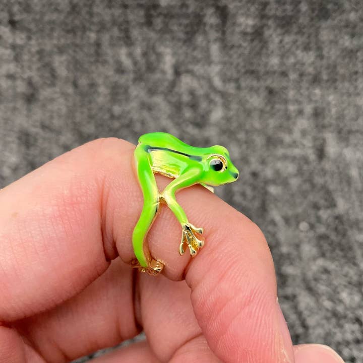 Mio Queena - Wholesale Cocktail/Statement Ring - Funny Enamel Tree Frog Ring5