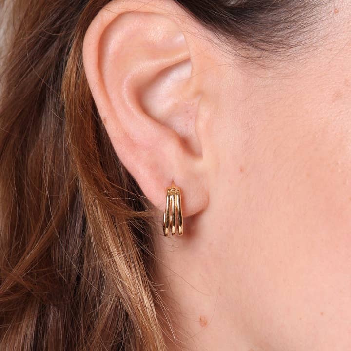 Waekura - Wholesale Hoop Earrings - Yago hoop earrings1