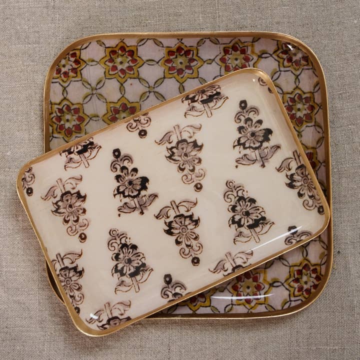 Maison Lilo - Wholesale Decorative Tray - Hoya enamel metal tray 15x25, gold border2