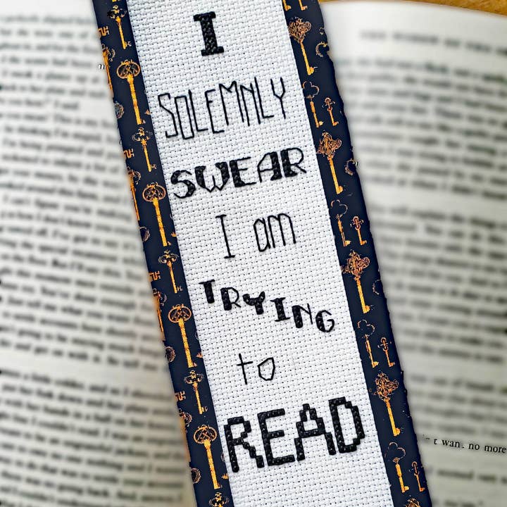 Plechtig zweren - Kruissteekset op maat voor wholesale door Rogue Stitchery